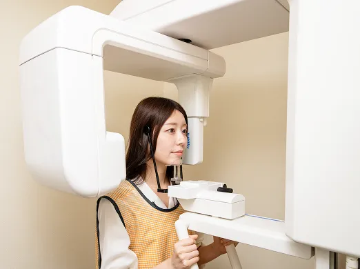 レントゲンで顔のゆがみをチェック